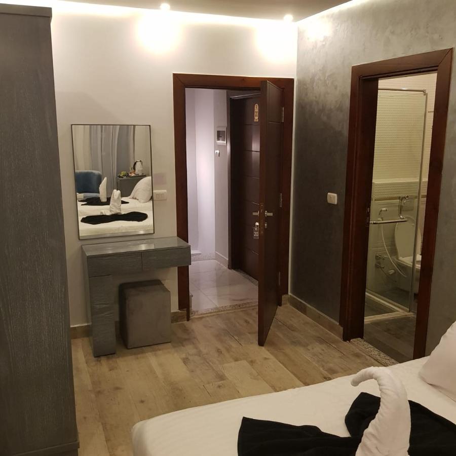 Cleopatra Pyramids View 3* Kafrat al Jabal