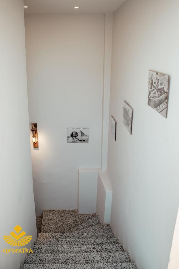 Cleopatra Pyramids View Отель 3*